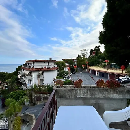 Casa Martina 圣雷默